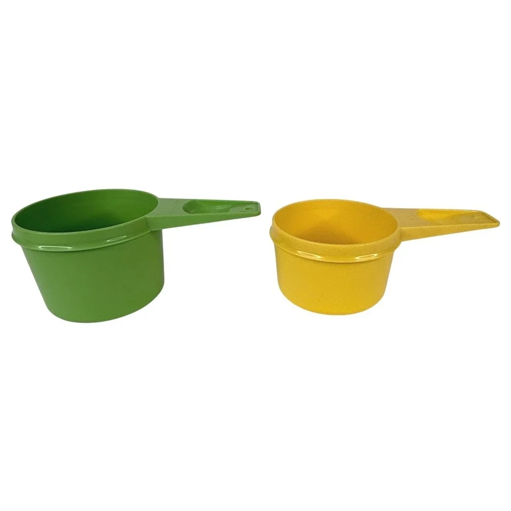 6 Tupperware Measuring Cups Apple Green Harvest Gold Vintage Nesting Set Yellow